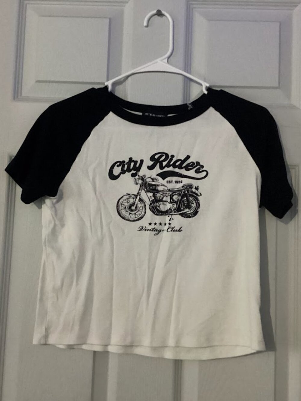 Streetwear Society City Rider Graphic Crop Tee - Women's XL